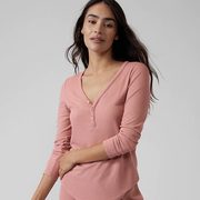 Athleta Canada Cyber Monday 2021: Take 30% Off Sweatshirts, Joggers & Sleep + 20% Off Everything Else, Today Only
